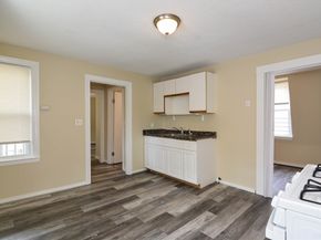 10 Essex Ct, Lynn MA 01902