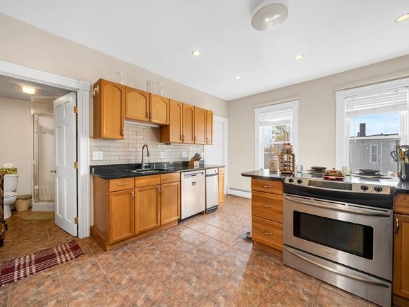 154 Fellsway West 3, Medford MA 02155