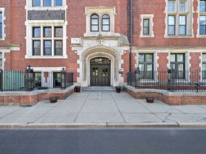 76 Elm St 114, Boston MA 02130