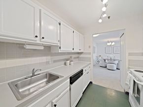 76 Elm St 114, Boston MA 02130