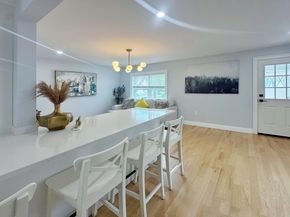 28 Arnold St 28, Quincy MA 02169