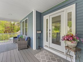 22 Jacobs Rd, Southbridge MA 01550
