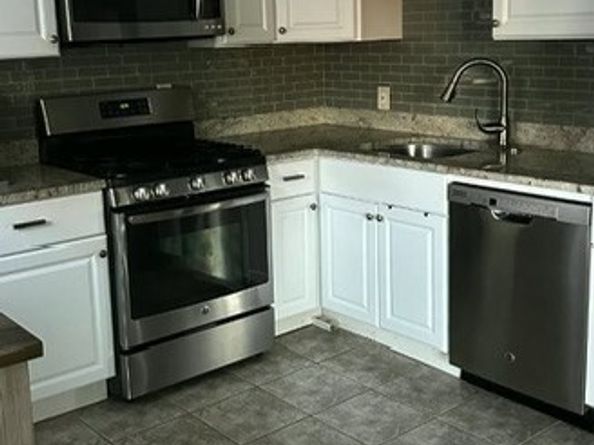 53 Fernview Ave 6, North Andover MA 01845