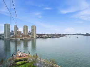 22 Liberty Dr 9F, Boston MA 02110