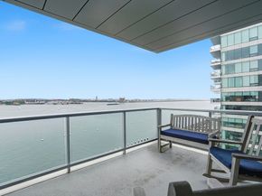 22 Liberty Dr 9F, Boston MA 02110