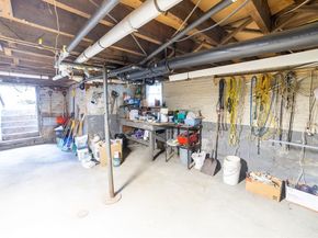 5 Suffield St, Worcester MA 01610