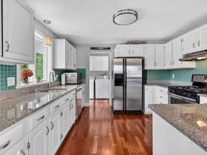 12 Wolcott, Weymouth MA 02191