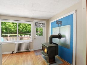 13 Clapp Rd, Hanover MA 02339