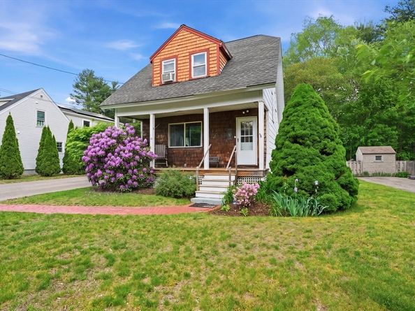 13 Clapp Rd, Hanover MA 02339
