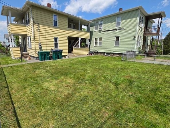 205 Woodland St, Fitchburg MA 01420