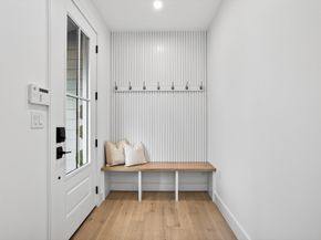 15 Jewett Pl B, Newton MA 02458