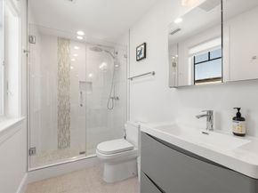 80 Verndale St, Brookline MA 02446