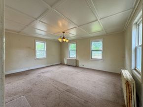 484 S Franklin St, Holbrook MA 02343