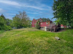 484 S Franklin St, Holbrook MA 02343