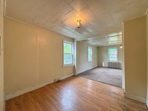 484 S Franklin St, Holbrook MA 02343