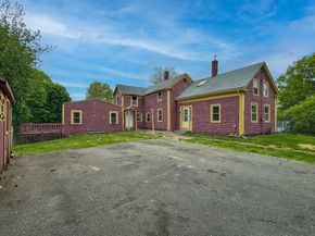 484 S Franklin St, Holbrook MA 02343