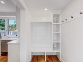 37 Oakland St, Wellesley MA 02481