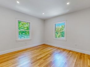 37 Oakland St, Wellesley MA 02481