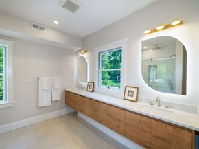 37 Oakland St, Wellesley MA 02481