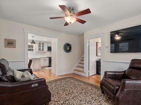 107 Winter Hill Rd, Holden MA 01520