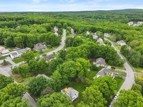 107 Winter Hill Rd, Holden MA 01520