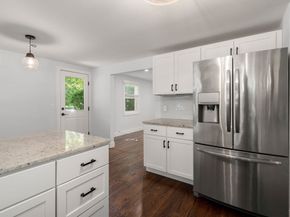 164 B East Central St B, Natick MA 01760
