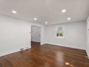 164 B East Central St B, Natick MA 01760