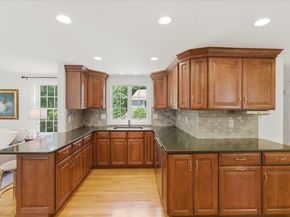 42 Birchtree Dr, Westwood MA 02090