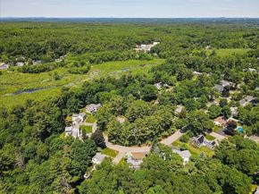 42 Birchtree Dr, Westwood MA 02090