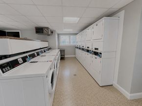 25 Village Rock Ln 12, Natick MA 01760