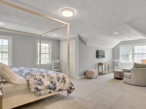 4 Carter Dr, Natick MA 01760