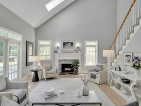 4 Carter Dr, Natick MA 01760