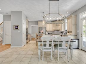 4 Carter Dr, Natick MA 01760