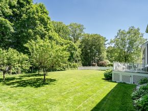 4 Carter Dr, Natick MA 01760
