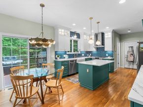 15 Gervais Way, Uxbridge MA 01569