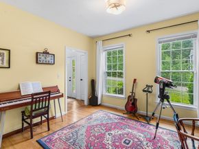 15 Gervais Way, Uxbridge MA 01569