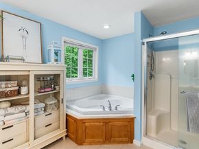 15 Gervais Way, Uxbridge MA 01569