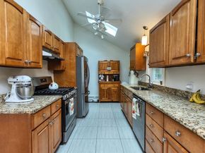 202 Sunnyhill, Lunenburg MA 01462