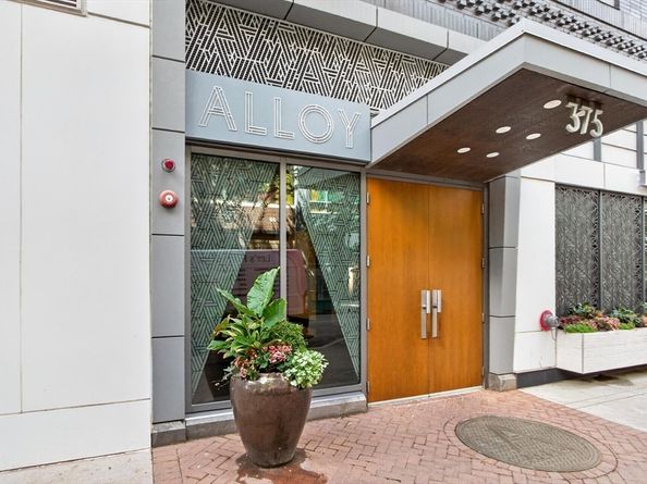375 Canal St 801, Somerville MA 02145