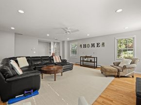 8 Robinwood Dr, Canton MA 02021