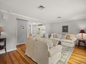 8 Robinwood Dr, Canton MA 02021
