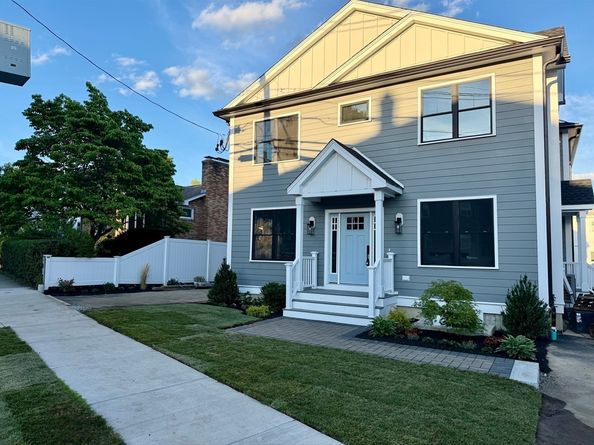 199 Lexington St 199, Watertown MA 02472