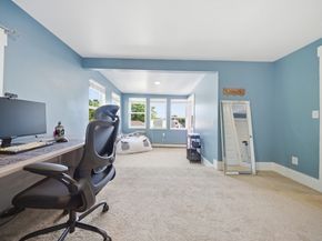 131 Pearl St, Gardner MA 01440