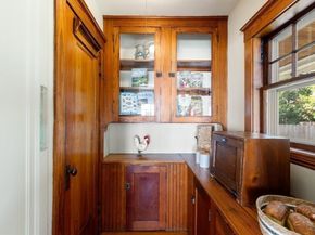 8 Berkeley Street, Reading MA 01867