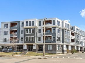 395 Alewife Brook Parkway 3H, Somerville MA 02144