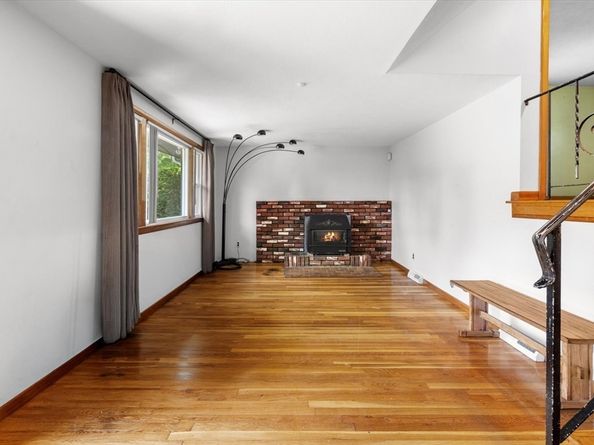 4 Haddad Ave, Randolph MA 02368