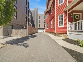 12-14 Everett St 202, Boston MA 02134