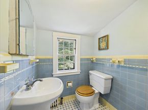 390 Marsh St, Belmont MA 02478
