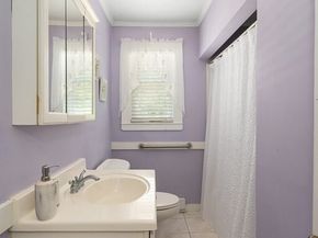 18 Traverse Street, Gloucester MA 01930