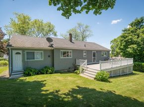 18 Traverse Street, Gloucester MA 01930